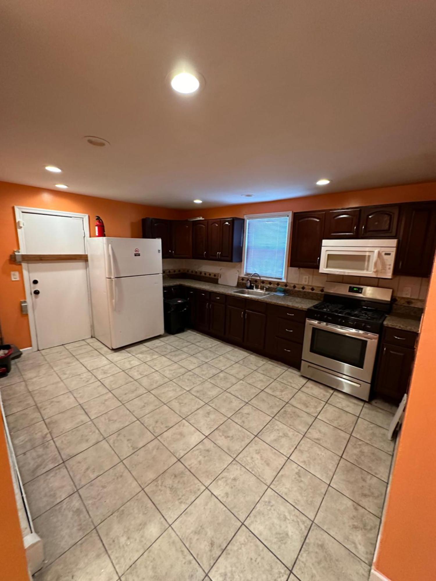 Fidelia Jade Room Queen Bed Minutes From Newark Liberty International Airport And Newark Penn Station Zewnętrze zdjęcie